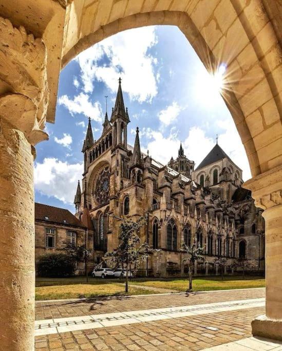 Maison Des Chenizelles Laon Kültér fotó